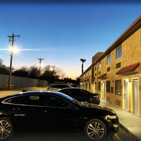 Quality Inn&Suites Del Rio Exterior foto